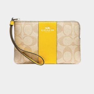 Authentic COACH Corner Zip Wristlet